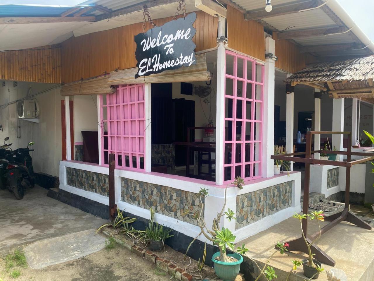 El Homestay Bunaken Εξωτερικό φωτογραφία