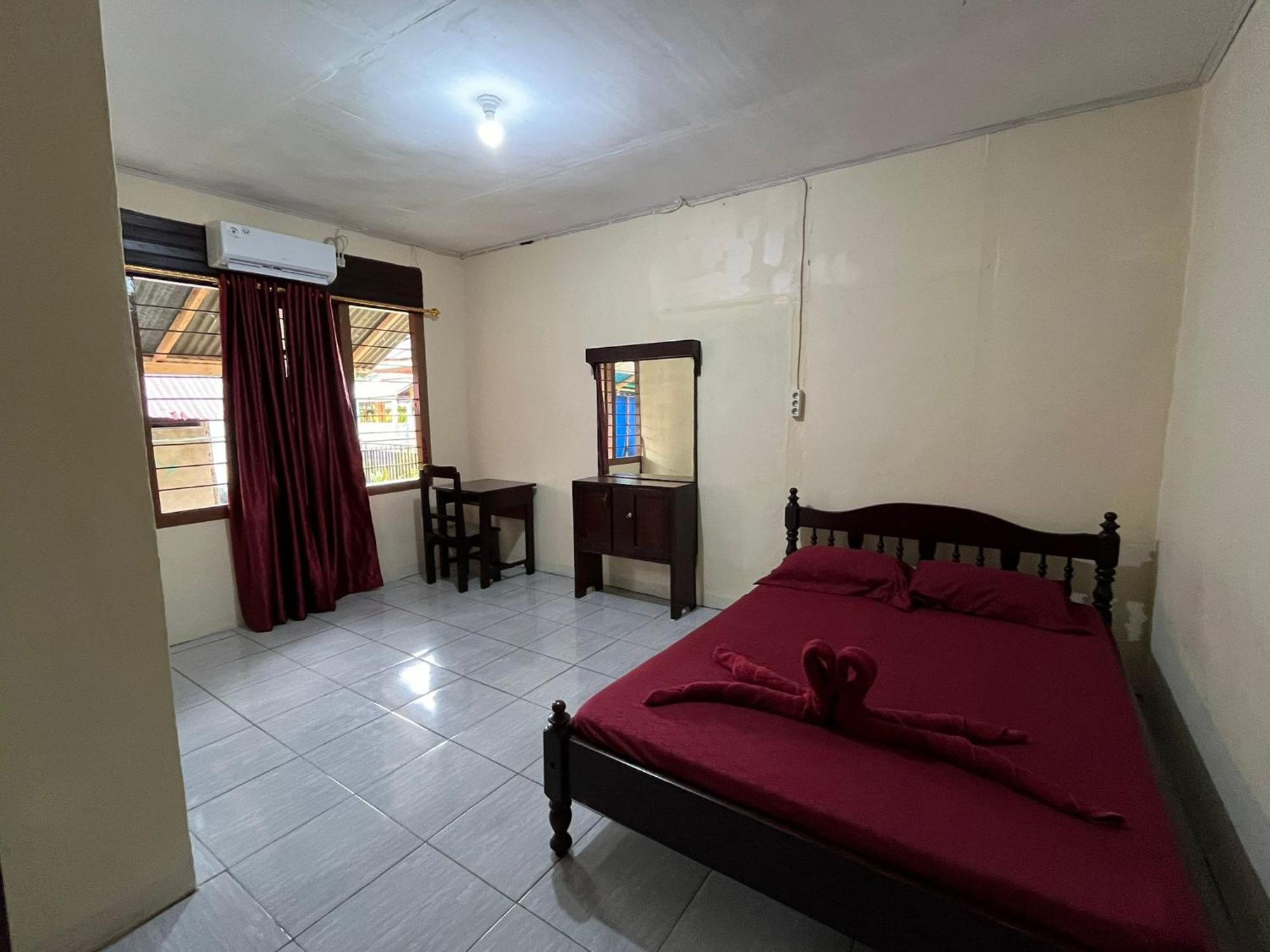 El Homestay Bunaken Εξωτερικό φωτογραφία