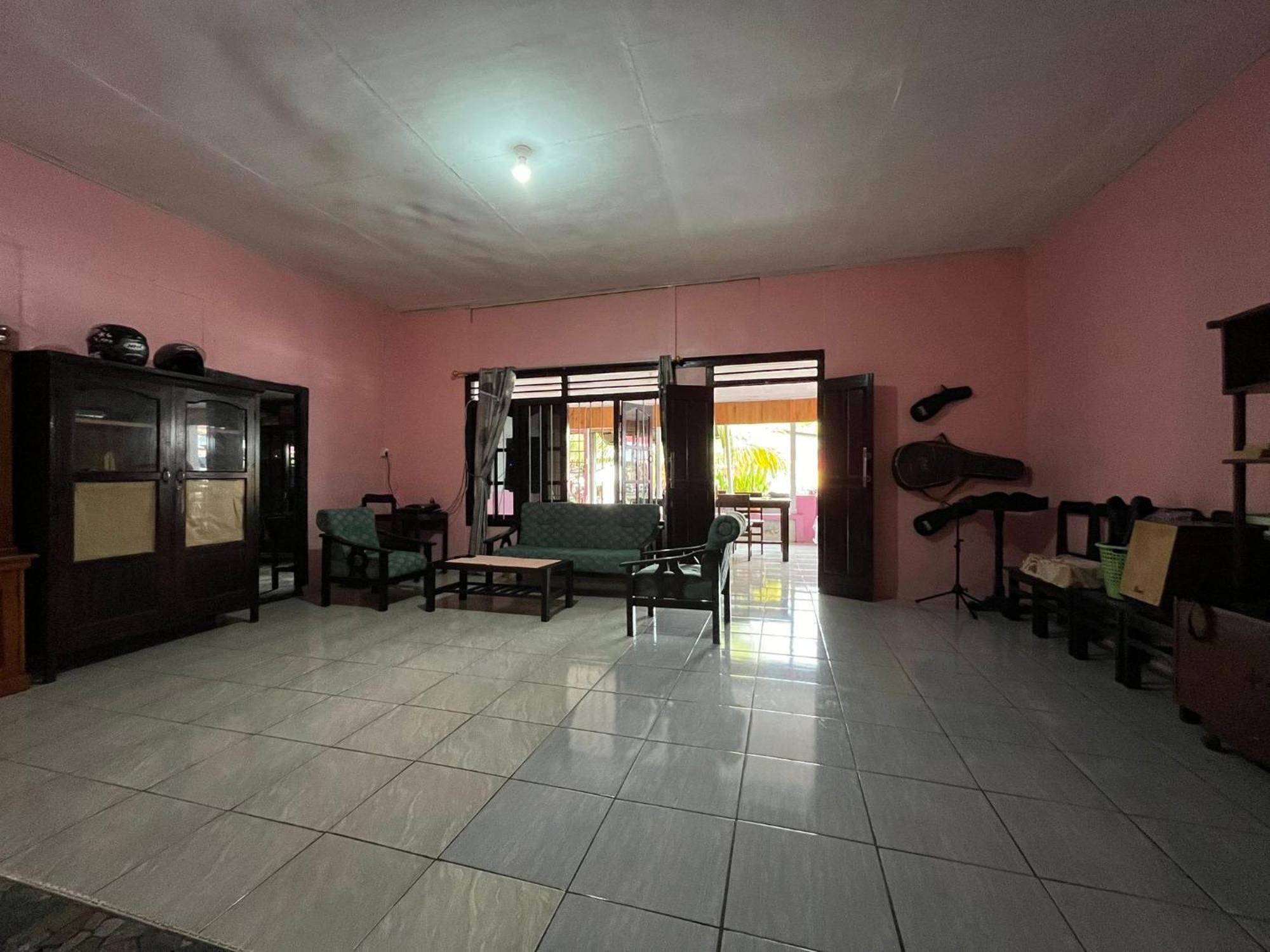 El Homestay Bunaken Εξωτερικό φωτογραφία