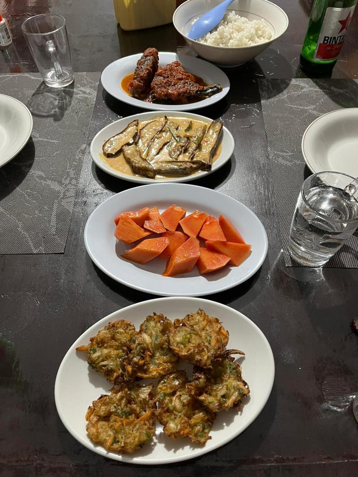 El Homestay Bunaken Εξωτερικό φωτογραφία